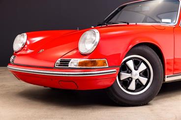 1971 Porsche 911 - Thumbnail