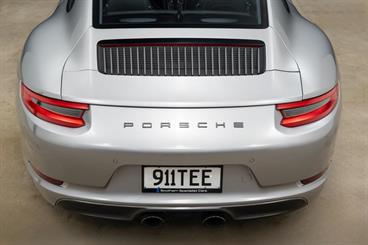 2019 Porsche 911 - Thumbnail