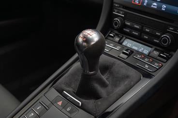 2019 Porsche 911 - Thumbnail
