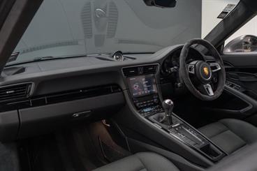 2019 Porsche 911 - Thumbnail