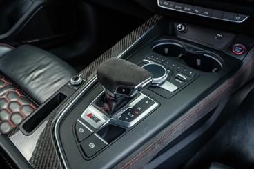 2018 Audi RS4 - Thumbnail