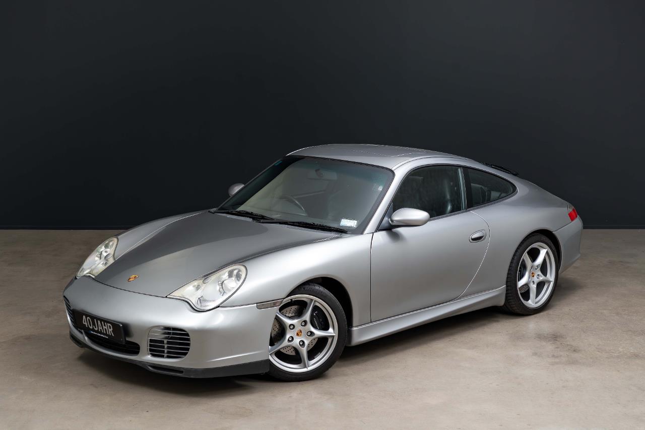 2004 Porsche 911