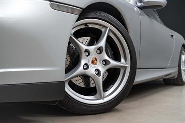 2004 Porsche 911 - Thumbnail