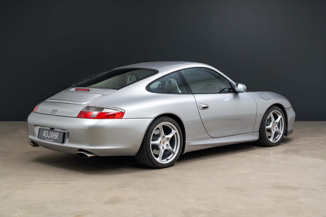 2004 Porsche 911