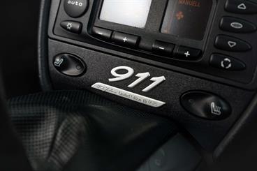 2004 Porsche 911 - Thumbnail