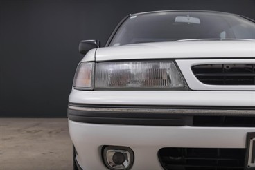 1993 Subaru Legacy - Thumbnail