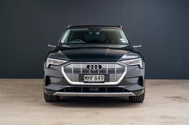 2019 Audi E-Tron - Thumbnail