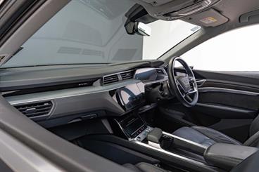 2019 Audi E-Tron - Thumbnail