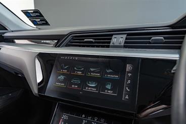 2019 Audi E-Tron - Thumbnail