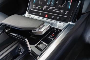 2019 Audi E-Tron - Thumbnail
