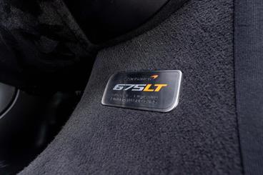 2016 McLaren 675 LT - Thumbnail