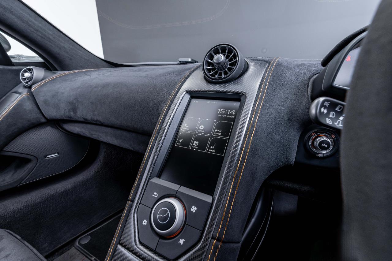 2016 McLaren 675 LT