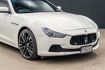 2014 Maserati Ghibli - Thumbnail