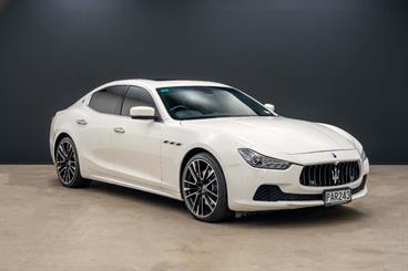 2014 Maserati Ghibli - Thumbnail