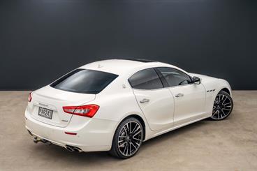 2014 Maserati Ghibli - Thumbnail