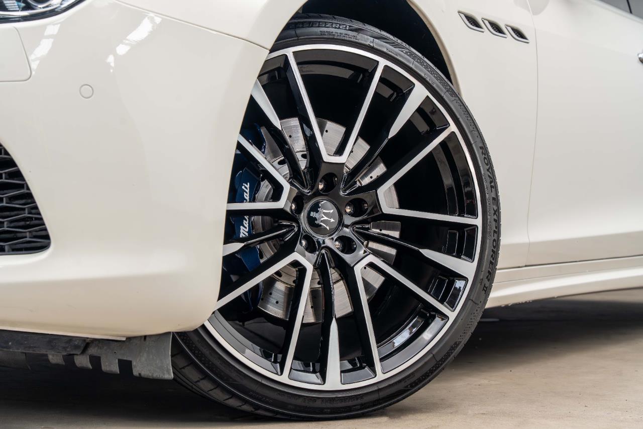 2014 Maserati Ghibli