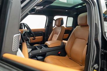 2024 Land Rover Defender - Thumbnail