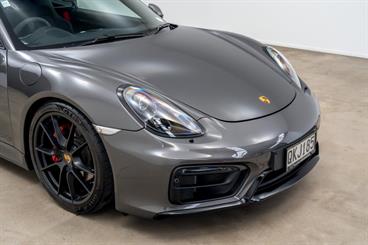 2016 Porsche Cayman - Thumbnail