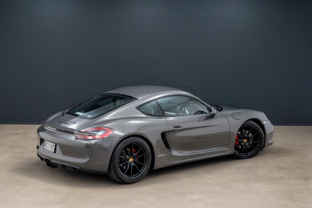 2016 Porsche Cayman