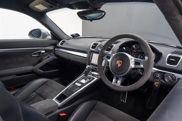 2016 Porsche Cayman - Thumbnail