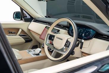 2022 Land Rover Range Rover - Thumbnail