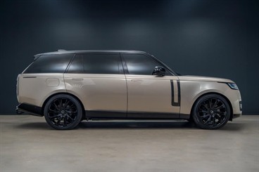 2022 Land Rover Range Rover - Thumbnail