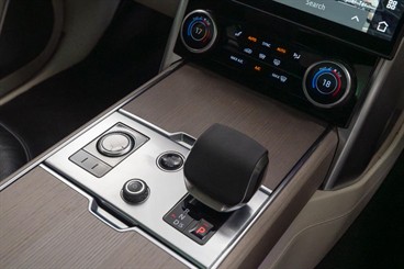 2022 Land Rover Range Rover - Thumbnail