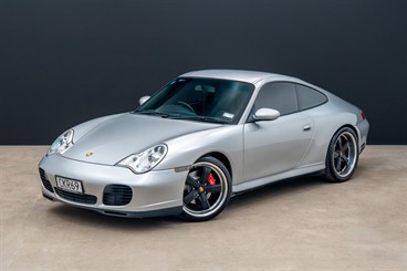 2002 Porsche 911 - Thumbnail