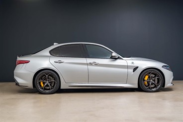 2018 Alfa Romeo Giulia - Thumbnail