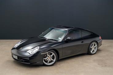 2003 Porsche 911 - Thumbnail