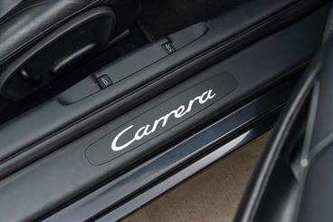 2003 Porsche 911 - Thumbnail