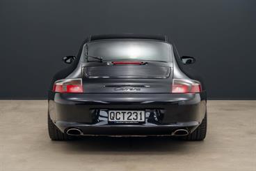 2003 Porsche 911 - Thumbnail