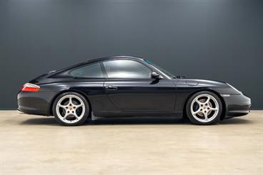 2003 Porsche 911 - Thumbnail