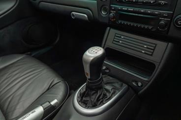 2003 Porsche 911 - Thumbnail