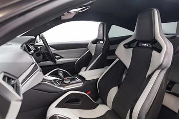 2022 BMW M4 - Thumbnail