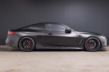 2022 BMW M4 - Thumbnail