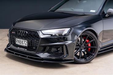 2019 Audi RS4 - Thumbnail