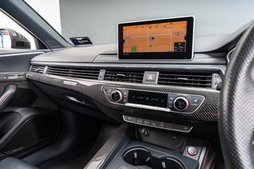 2019 Audi RS4 - Thumbnail