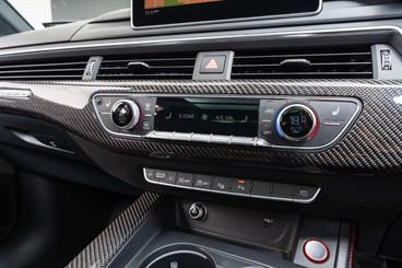 2019 Audi RS4 - Thumbnail