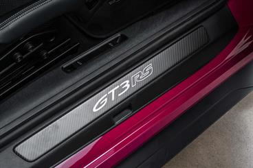 2024 Porsche 911 - Thumbnail