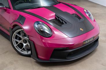 2024 Porsche 911 - Thumbnail