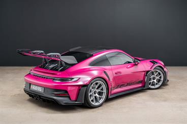 2024 Porsche 911 - Thumbnail