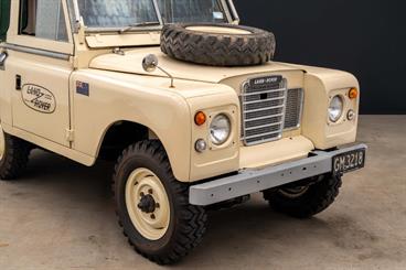 1973 Land Rover Series 3 - Thumbnail