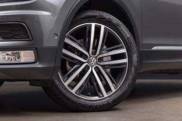 2016 Volkswagen Tiguan - Thumbnail