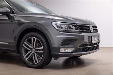 2016 Volkswagen Tiguan - Thumbnail
