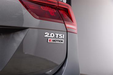 2016 Volkswagen Tiguan - Thumbnail