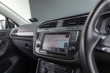 2016 Volkswagen Tiguan - Thumbnail