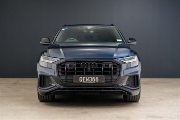 2023 Audi SQ8 - Thumbnail