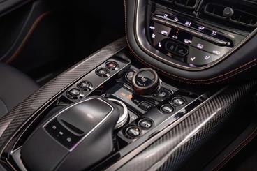 2023 Aston Martin DBX - Thumbnail