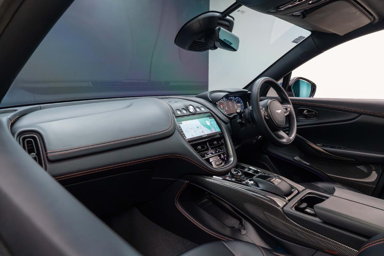 2023 Aston Martin DBX